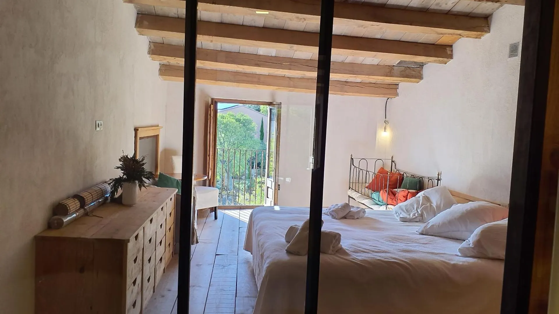Casa Rural De Ensueno En Cantallops Con 9 Habitaciones Dobles Con Banos Privados Y Piscina De 20M X 2,70M 西班牙