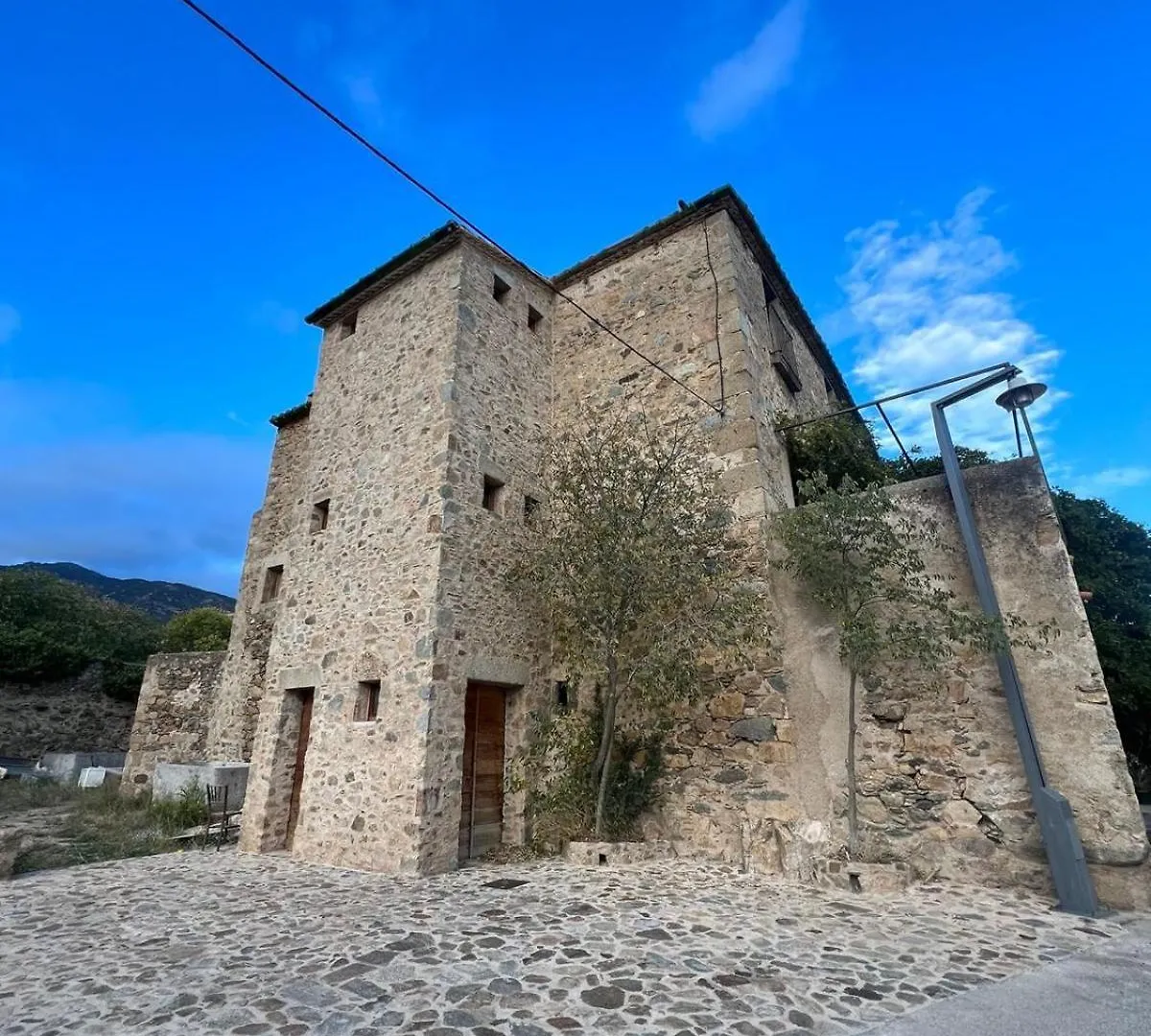 度假居 Casa Rural De Ensueno En Cantallops Con 9 Habitaciones Dobles Con Banos Privados Y Piscina De 20M X 2,70M 西班牙